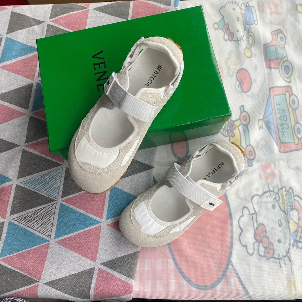 Bottega Veneta White and Beige Mary Jane Sneakers